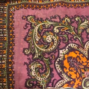Lightweight scarf